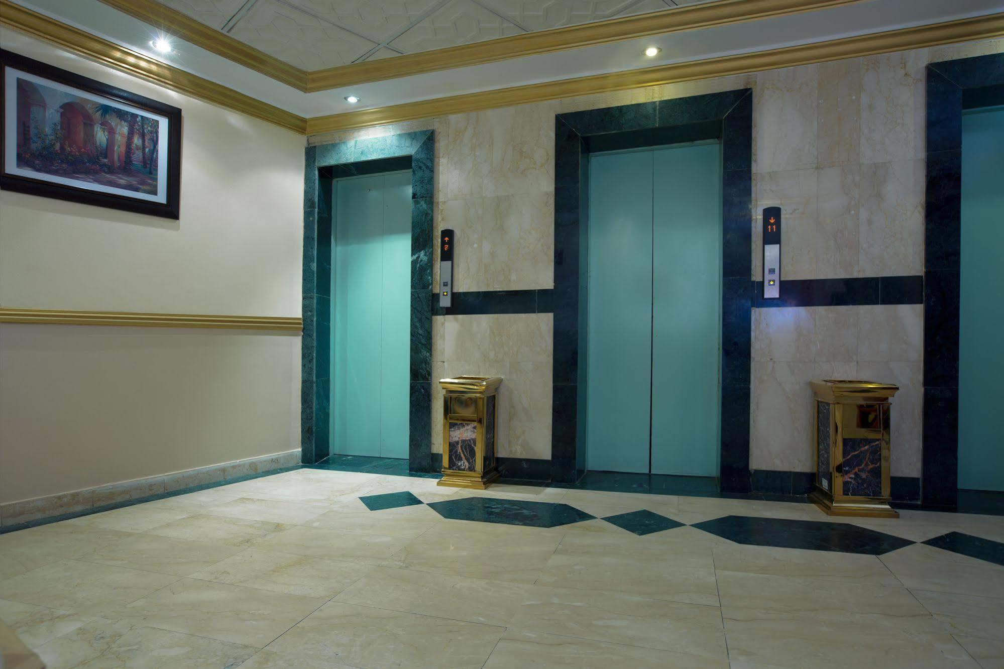 Nawazi Ajyad Hotel Mekka Exterior foto